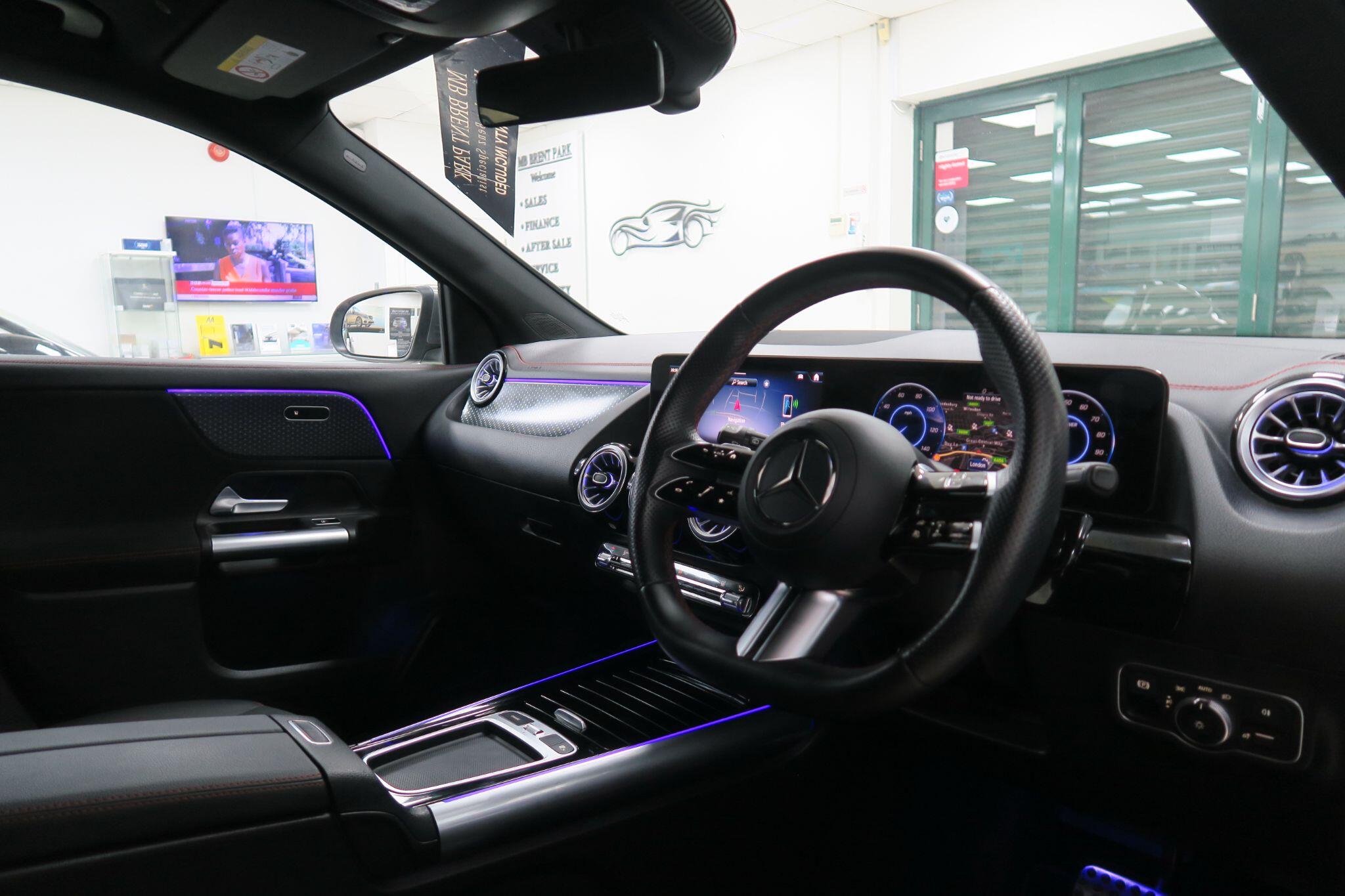 Mercedes-Benz EQA view 7