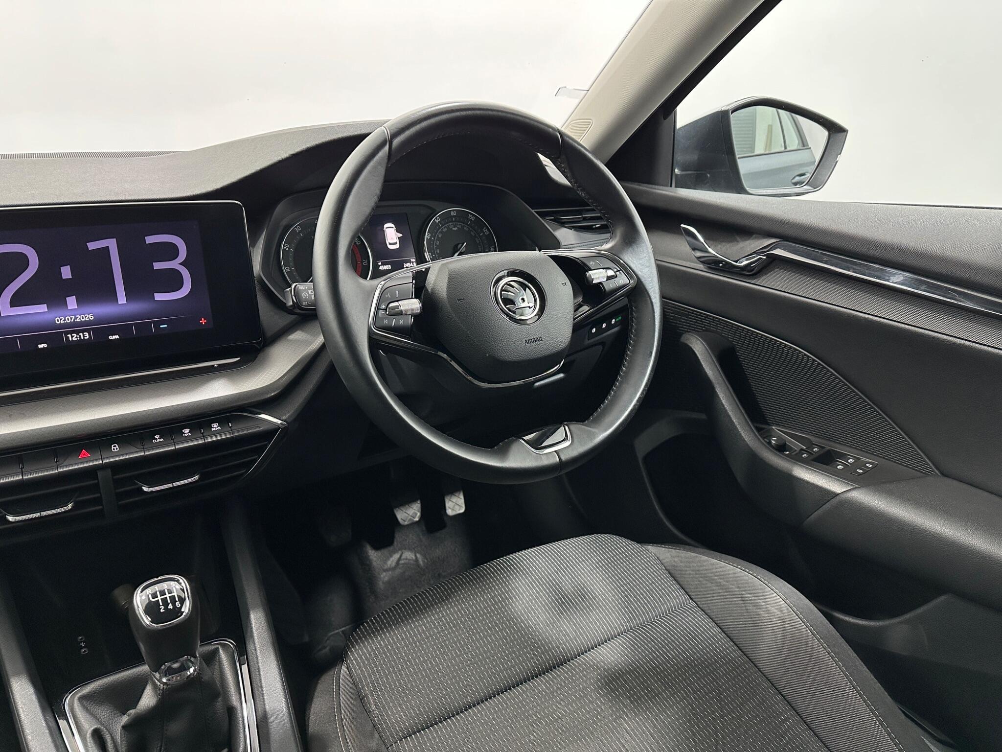 Skoda Octavia view 12