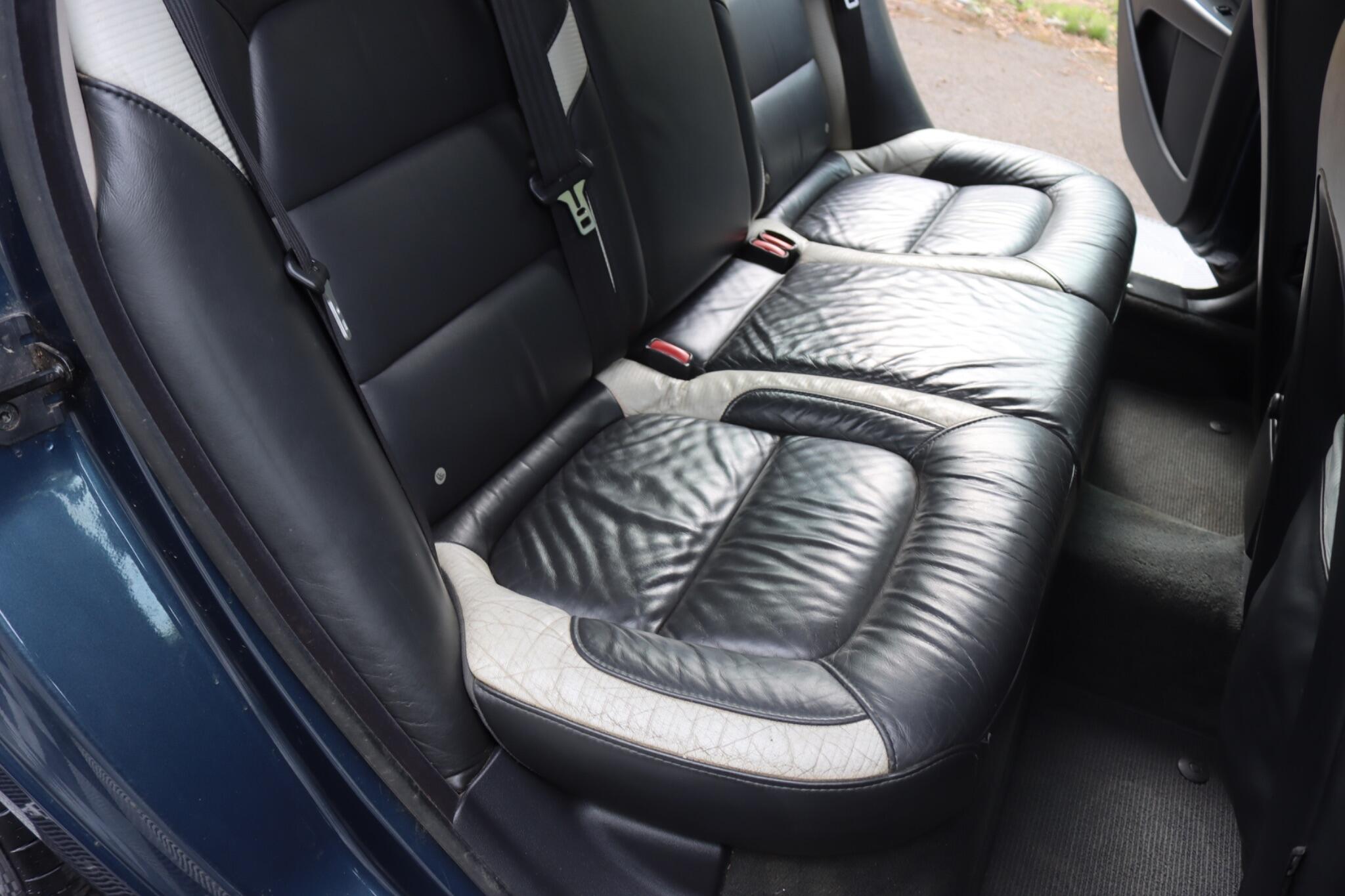 Volvo V70 view 29