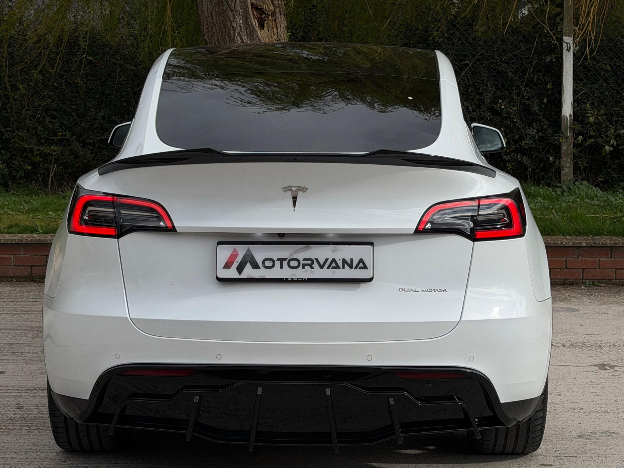 Tesla Model Y view 9