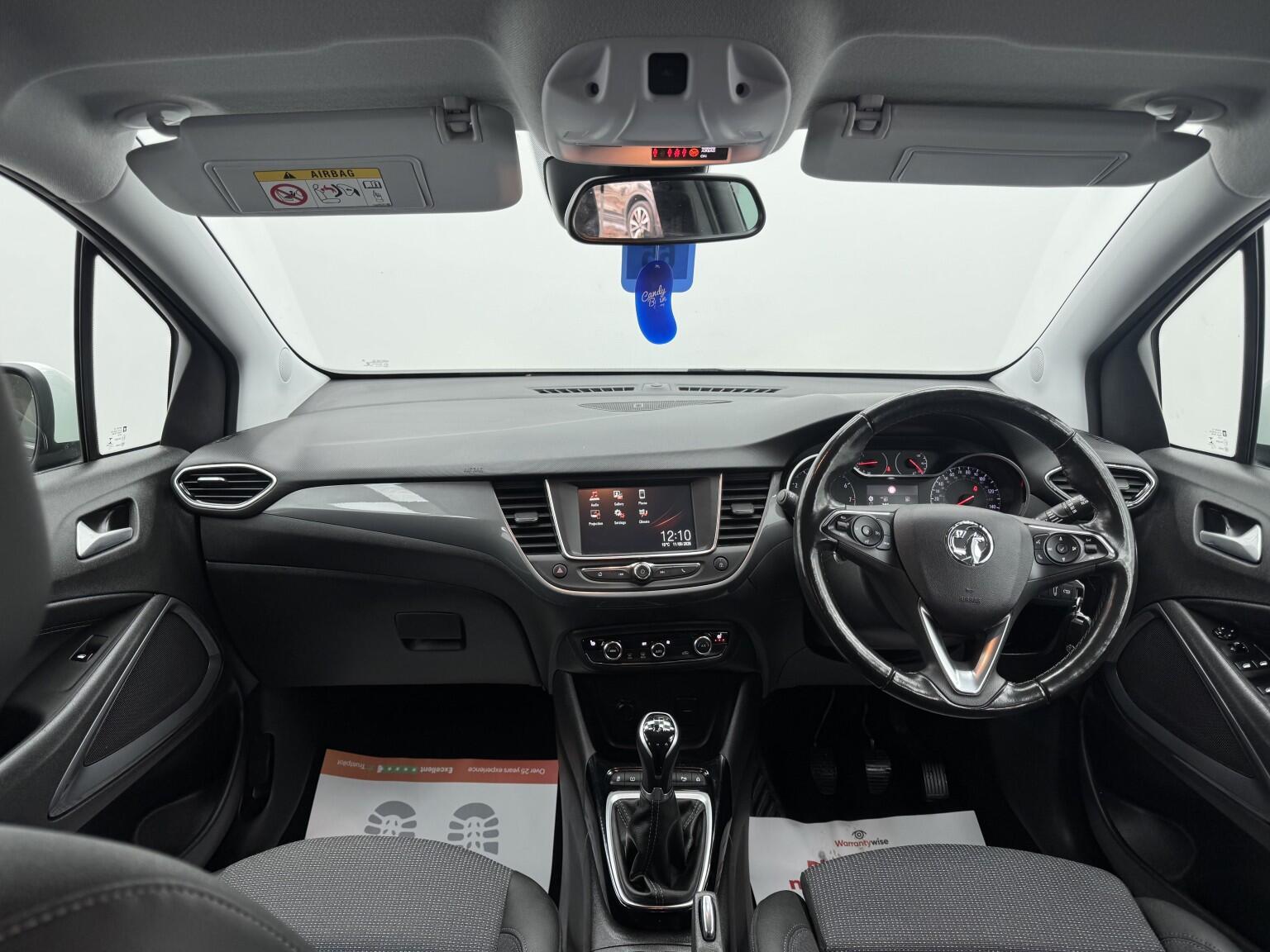 Vauxhall Crossland view 11