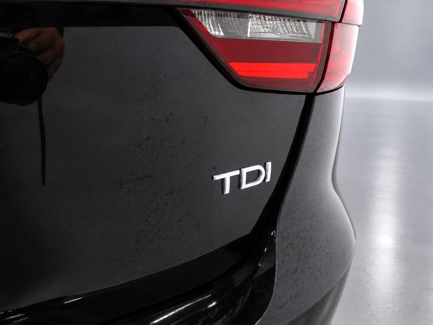 Audi A4 view 17