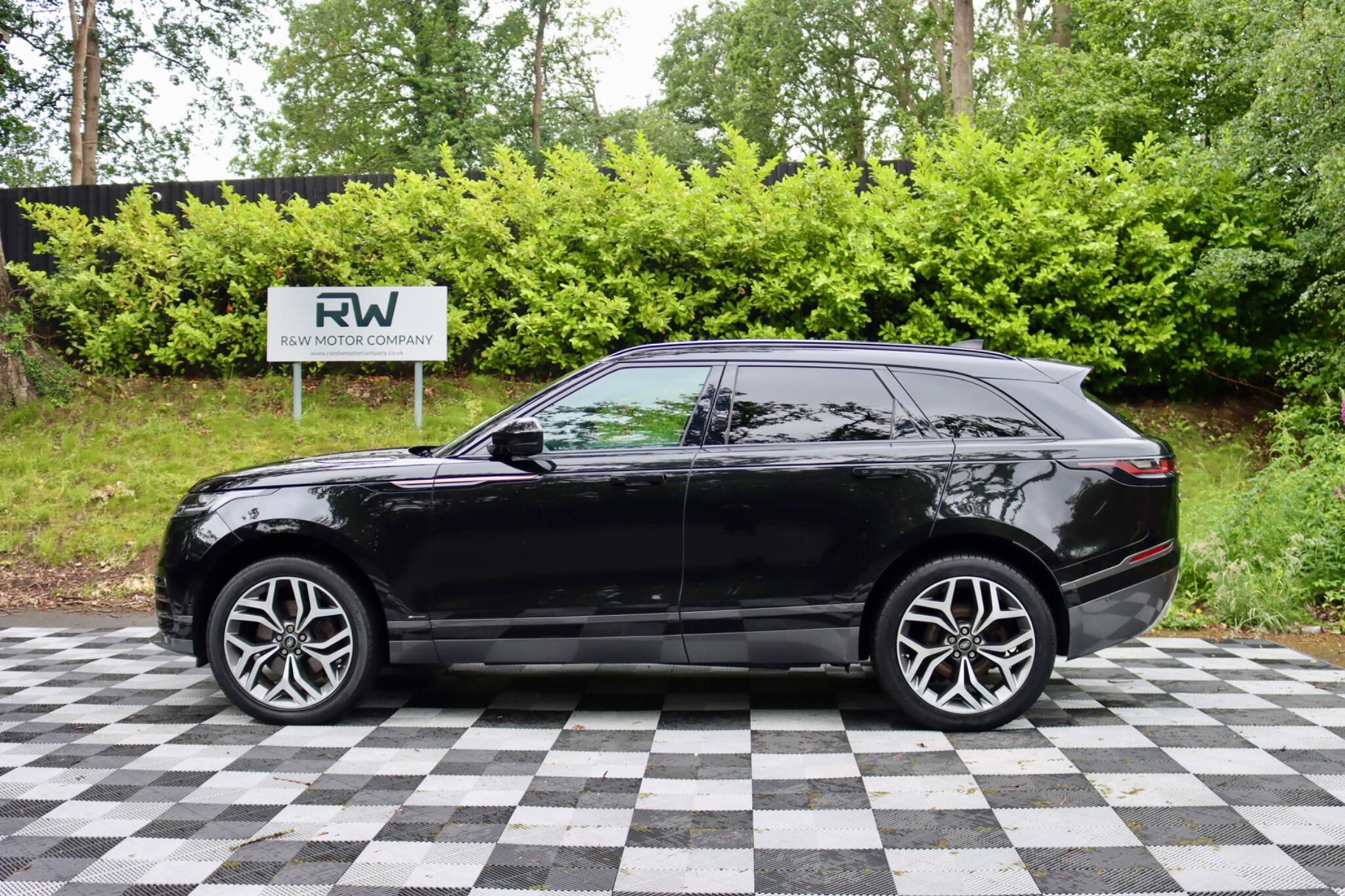 Land Rover Range Rover Velar view 13