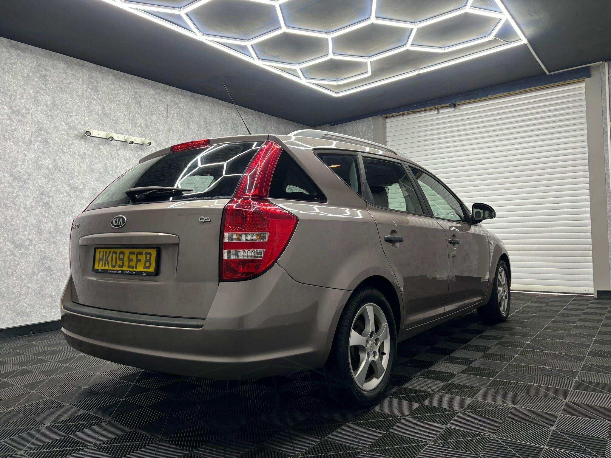 Kia Ceed view 2