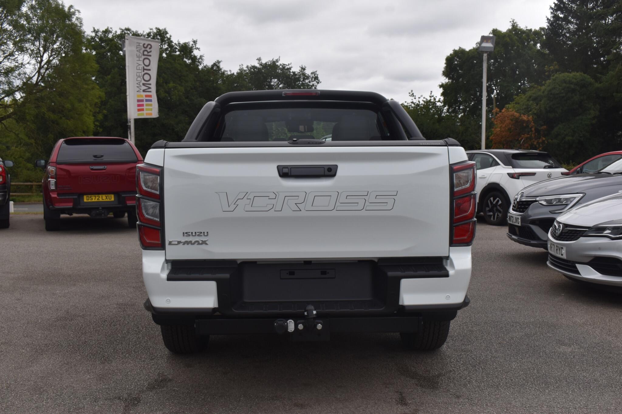 D-Max - 1.9 TD V-Cross Auto 4WD Euro 6 (s/s) 4dr - Image 11