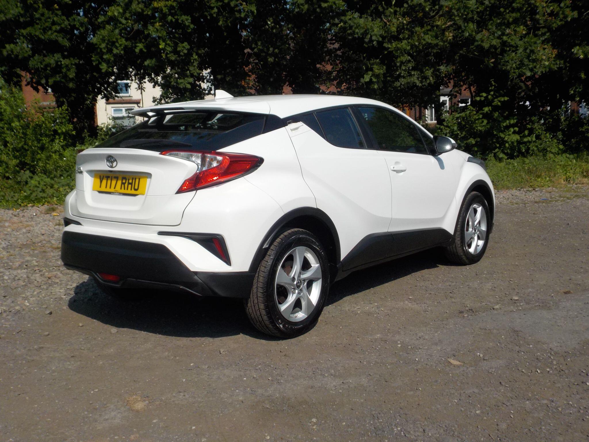 Toyota C-HR 1.2 VVT-i Icon Euro 6 (s/s) 5dr