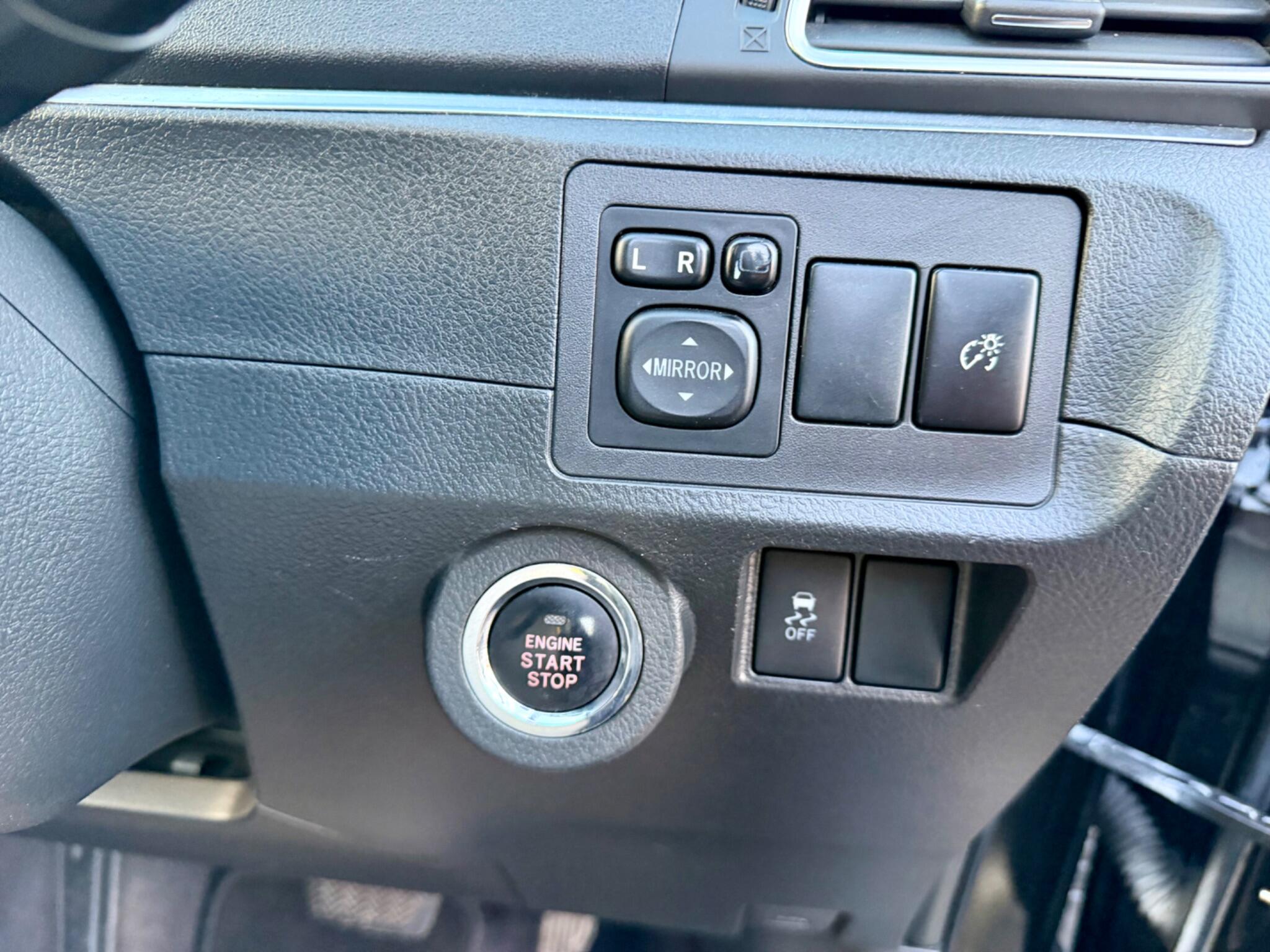 Toyota Verso view 30