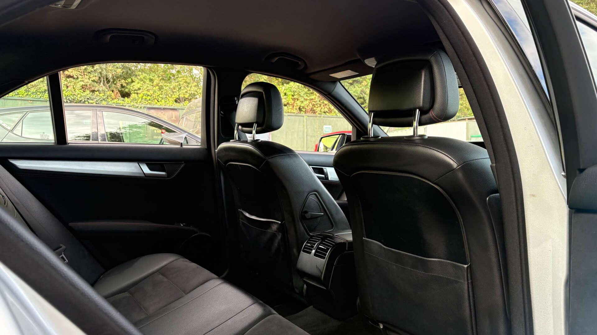 Mercedes-Benz C-Class view 11