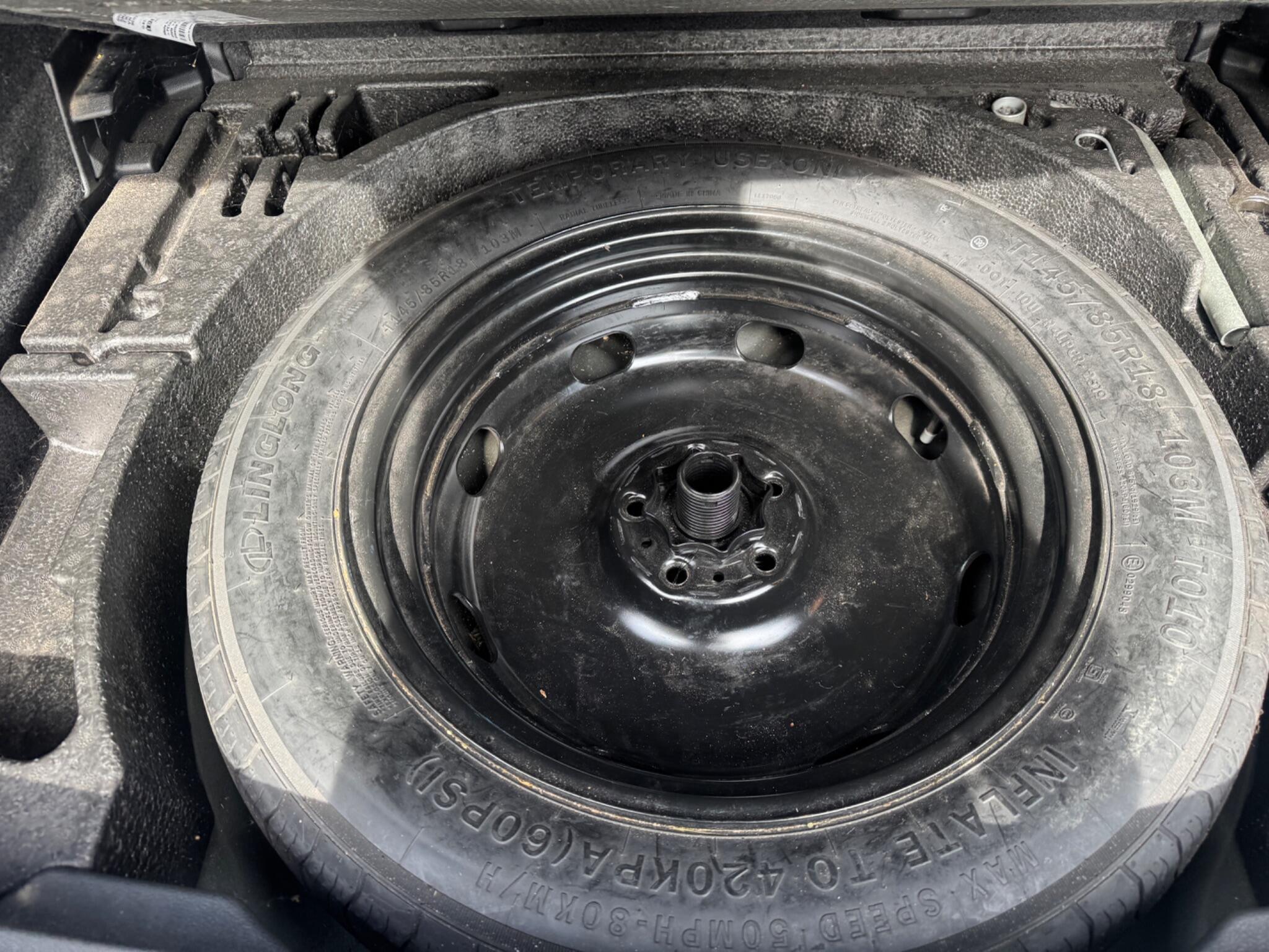 Volkswagen Tiguan view 84