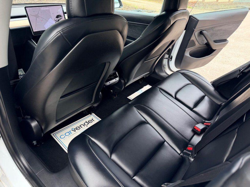 Tesla Model 3 view 19