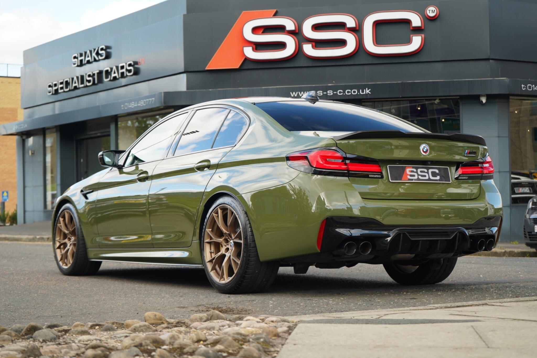BMW M5 view 2