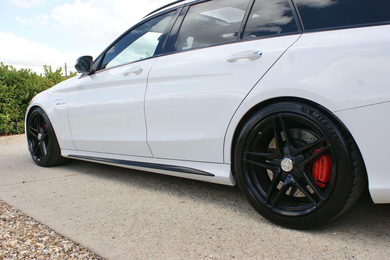 Mercedes-Benz C Class view 24