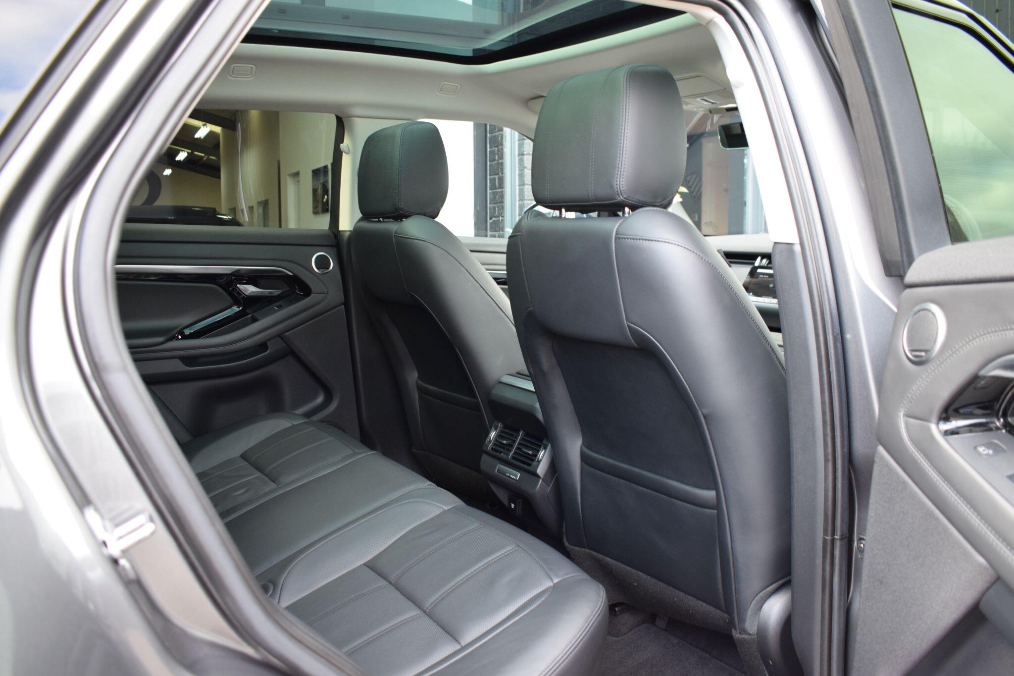 Land Rover Range Rover Evoque view 26
