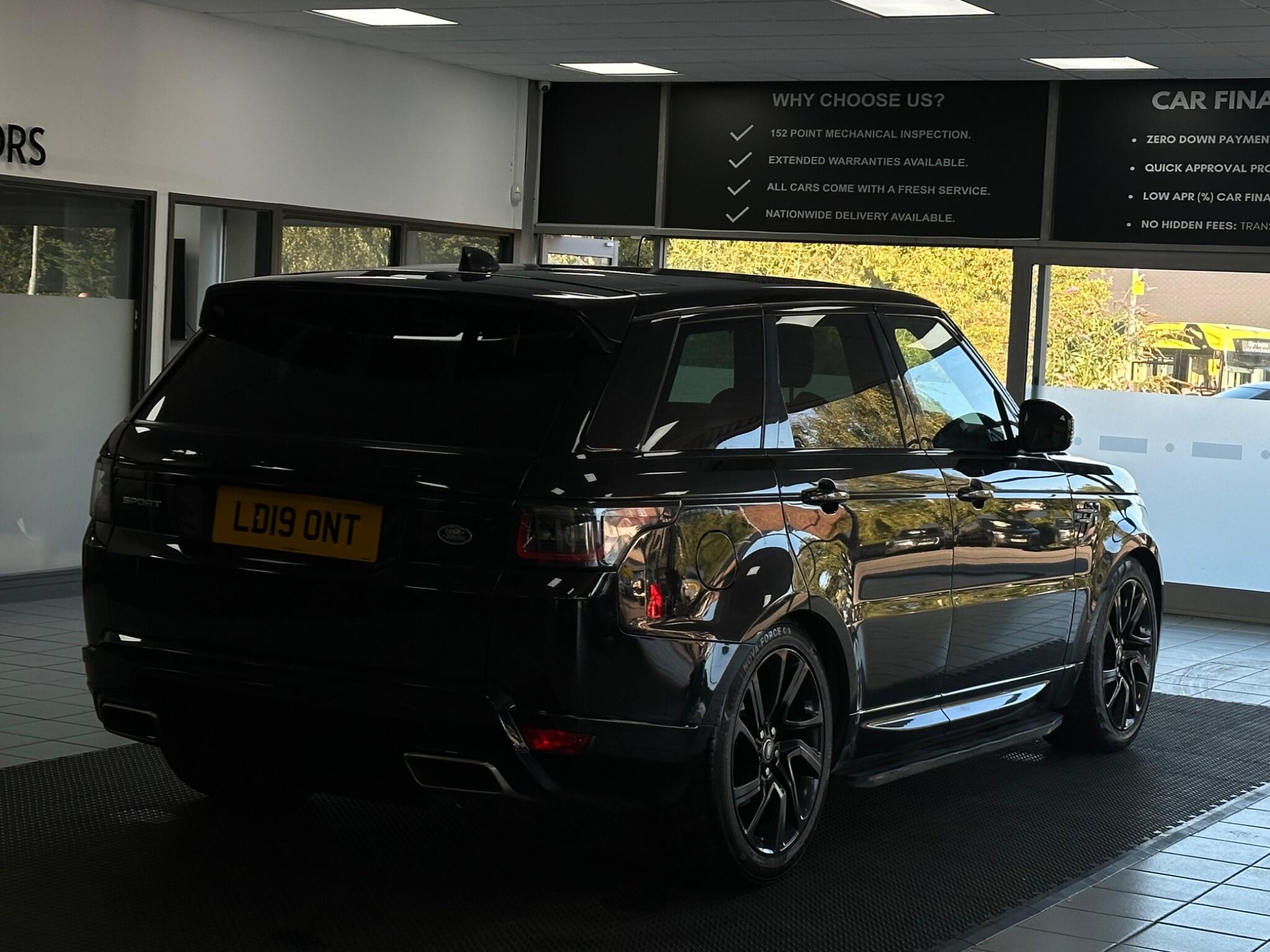 Land Rover Range Rover Sport view 14
