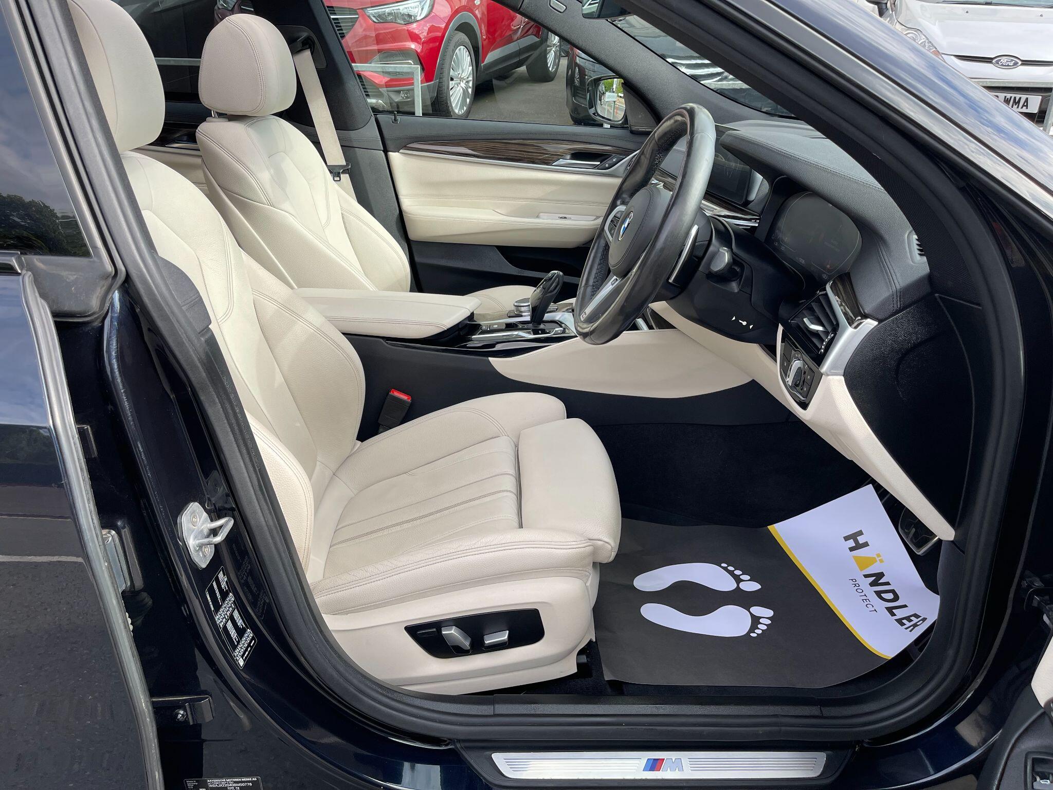 BMW 6 Series view 33