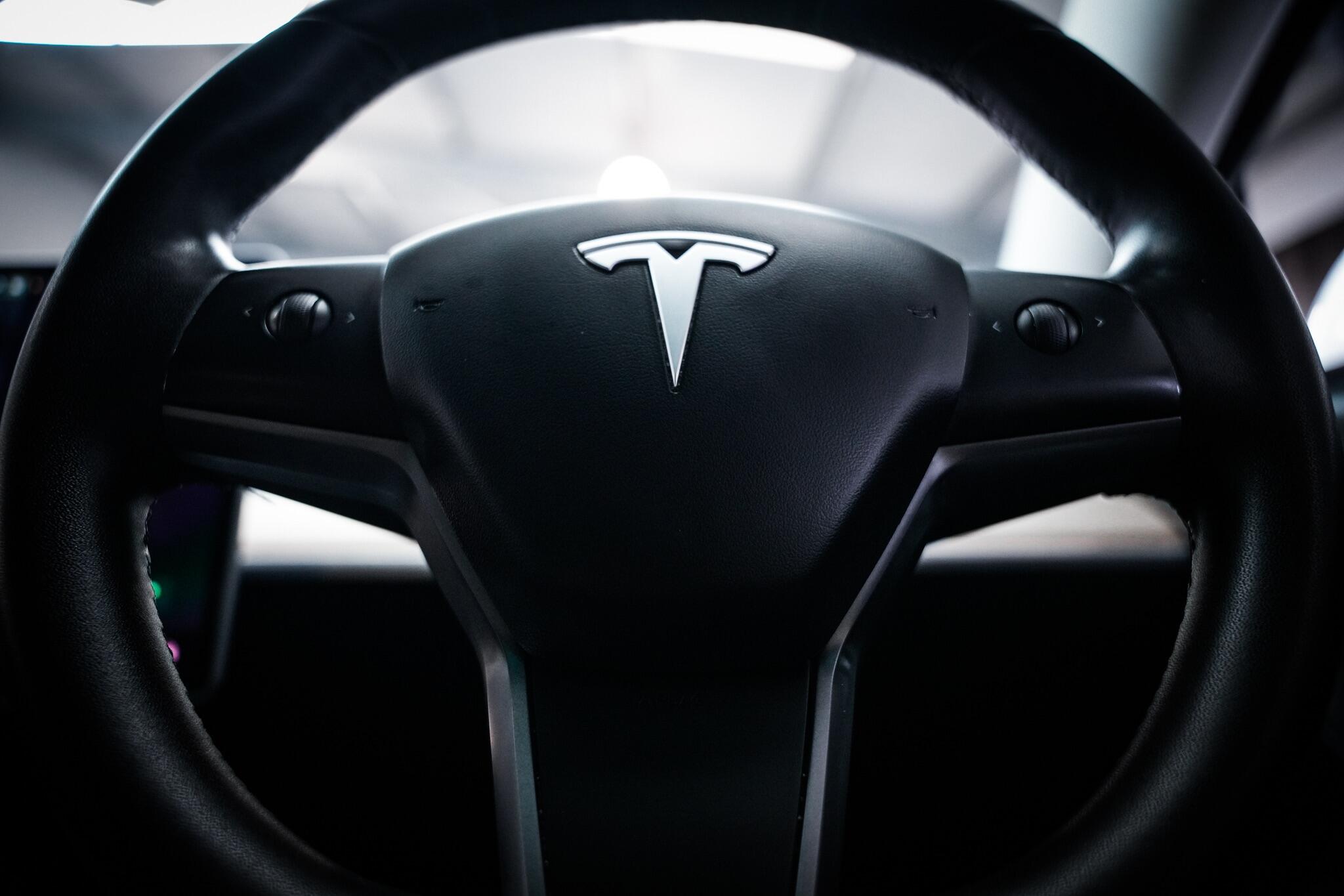 Tesla Model 3 view 42