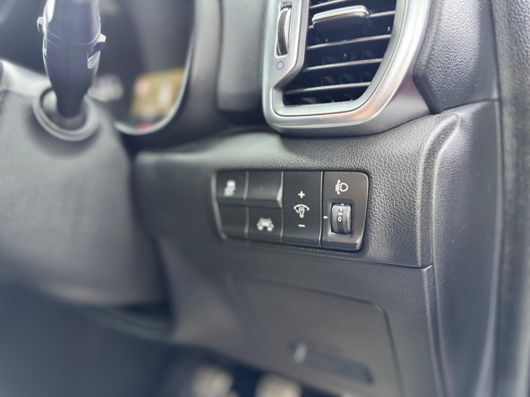 Kia Sportage view 40