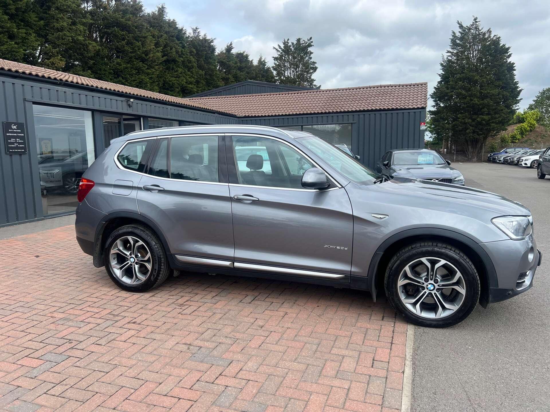 BMW X3 view 7