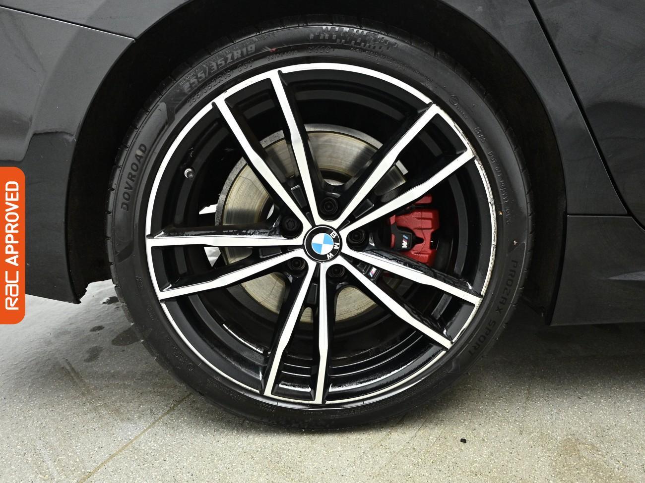 BMW 3 Series view 27