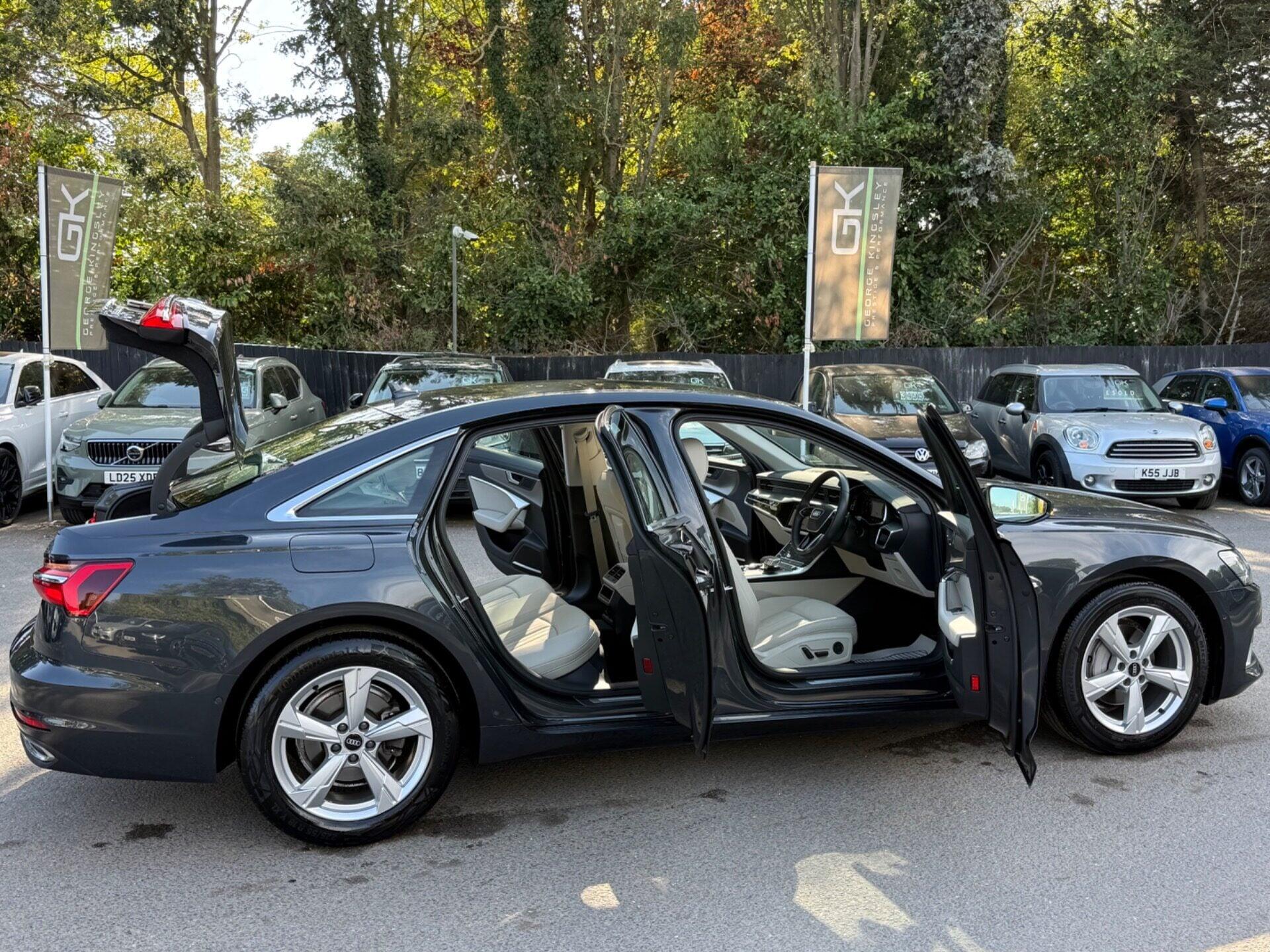 Audi A6 view 21
