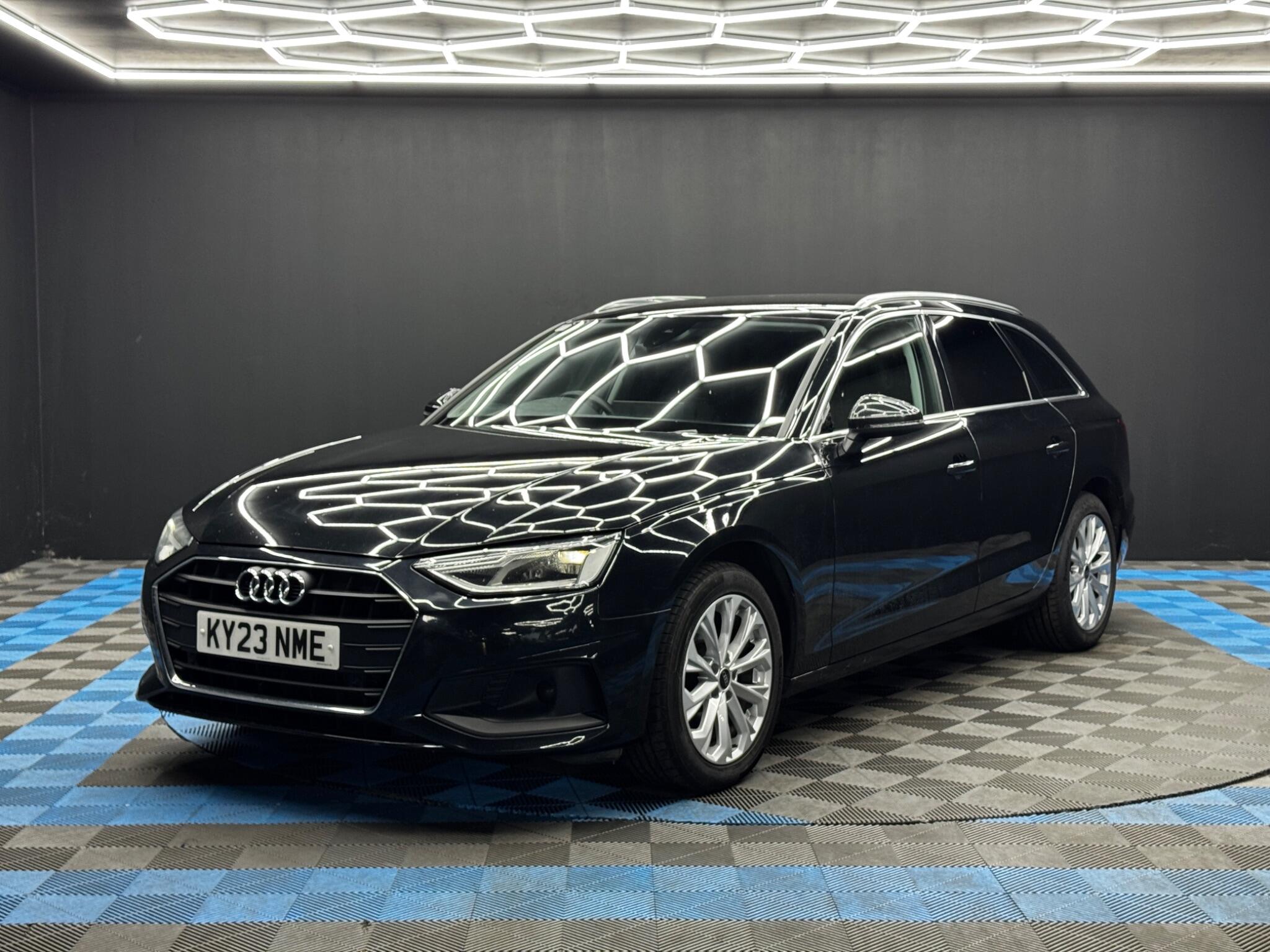 Audi A4 view 3