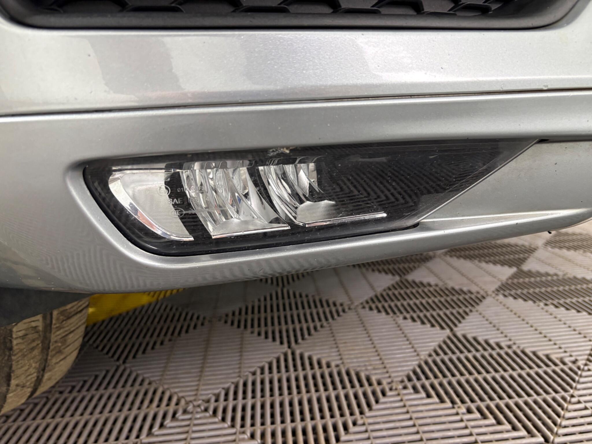 Volvo XC90 view 39