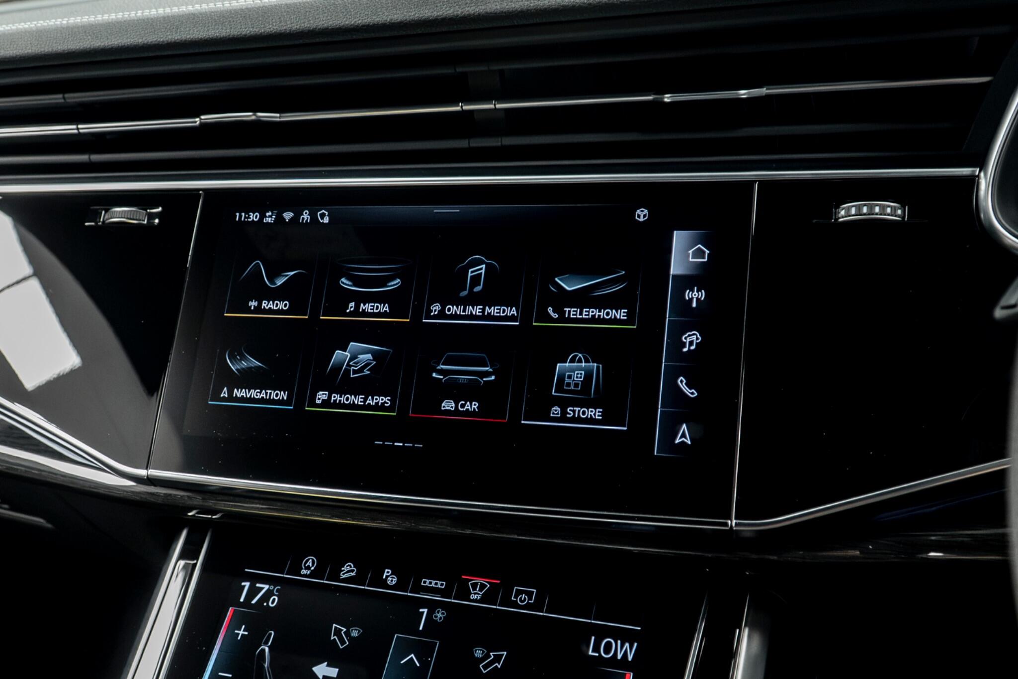 Audi Q7 view 36