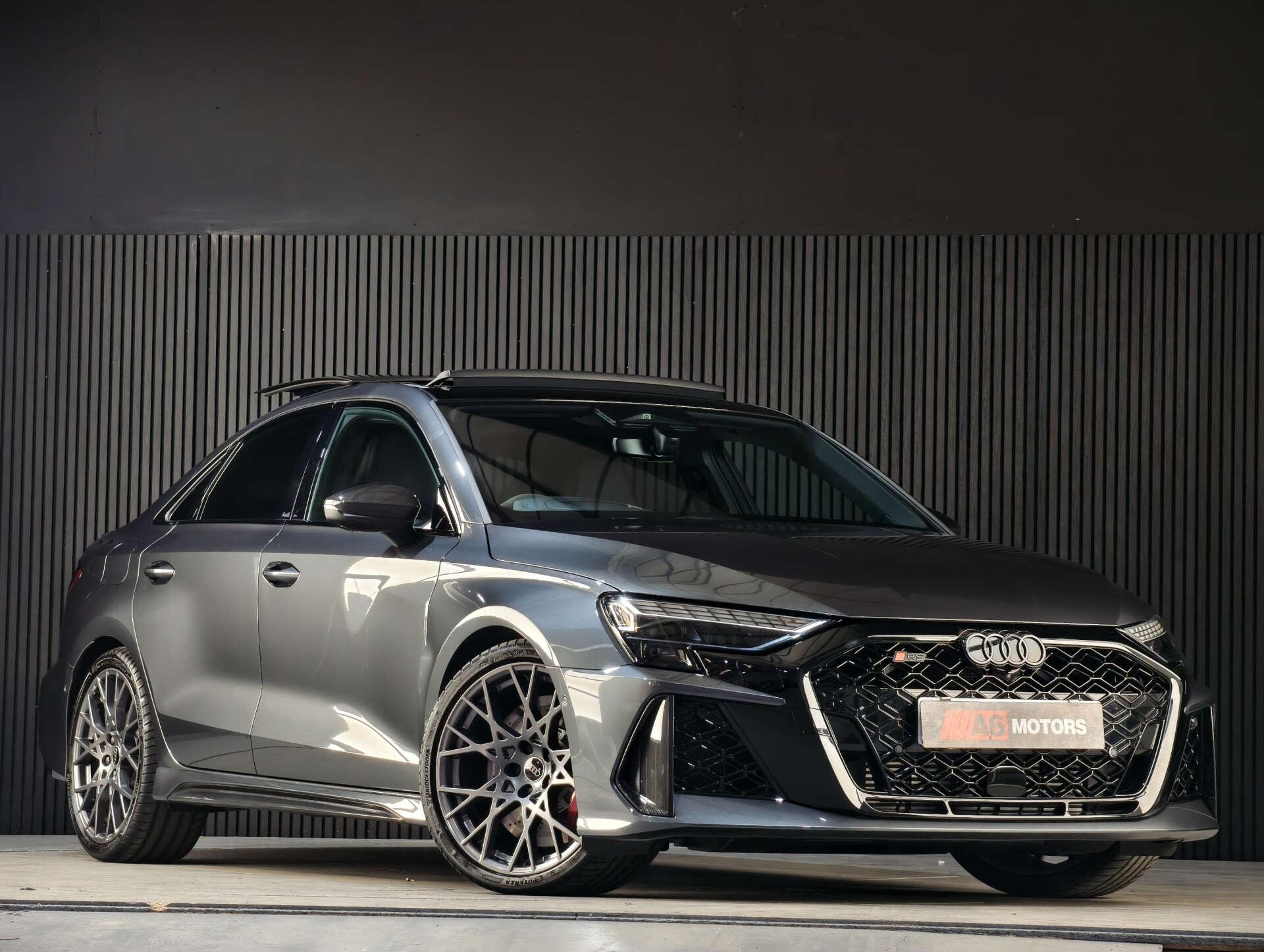 Audi RS3 view 18