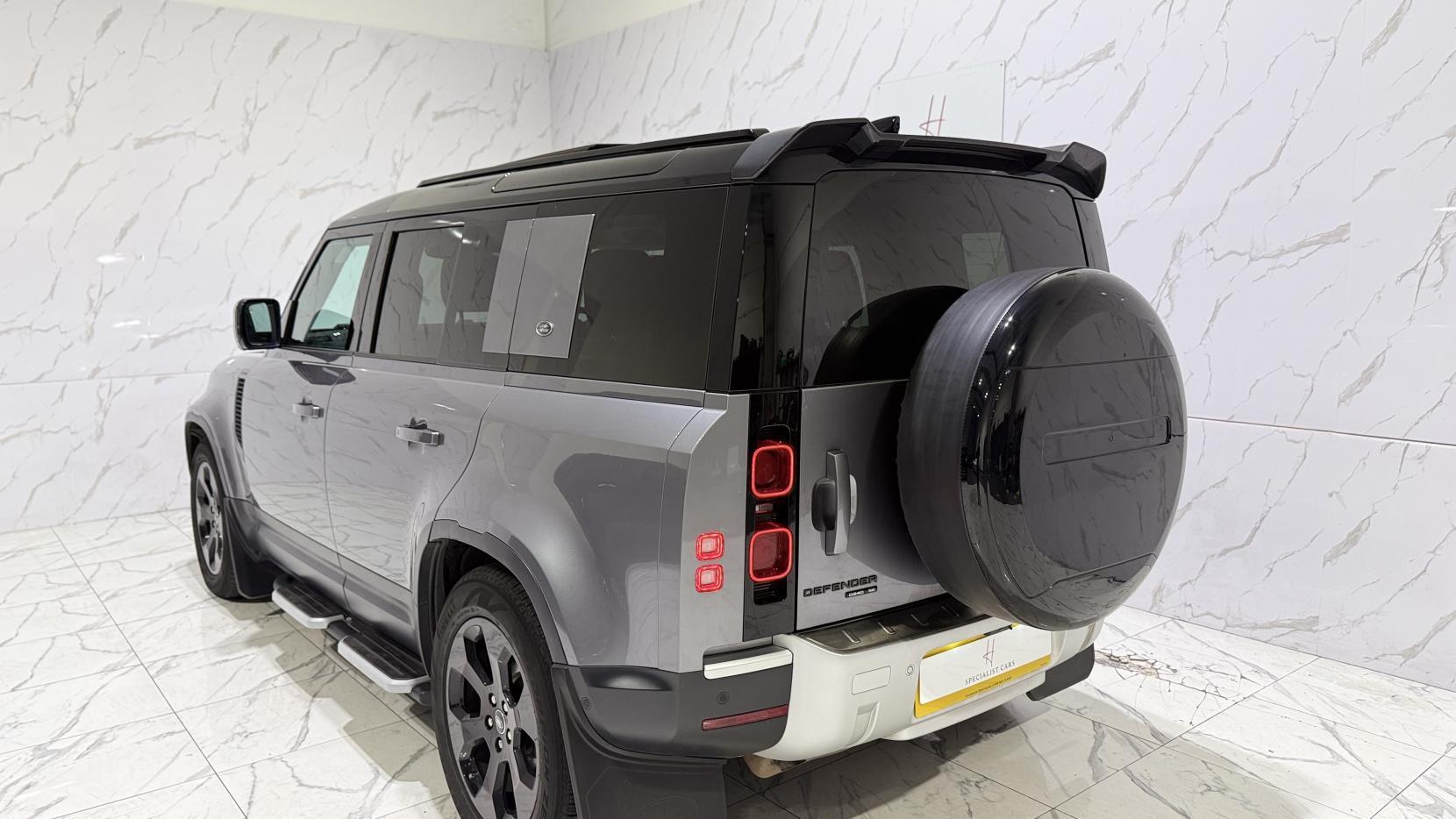 Land Rover Defender view 53