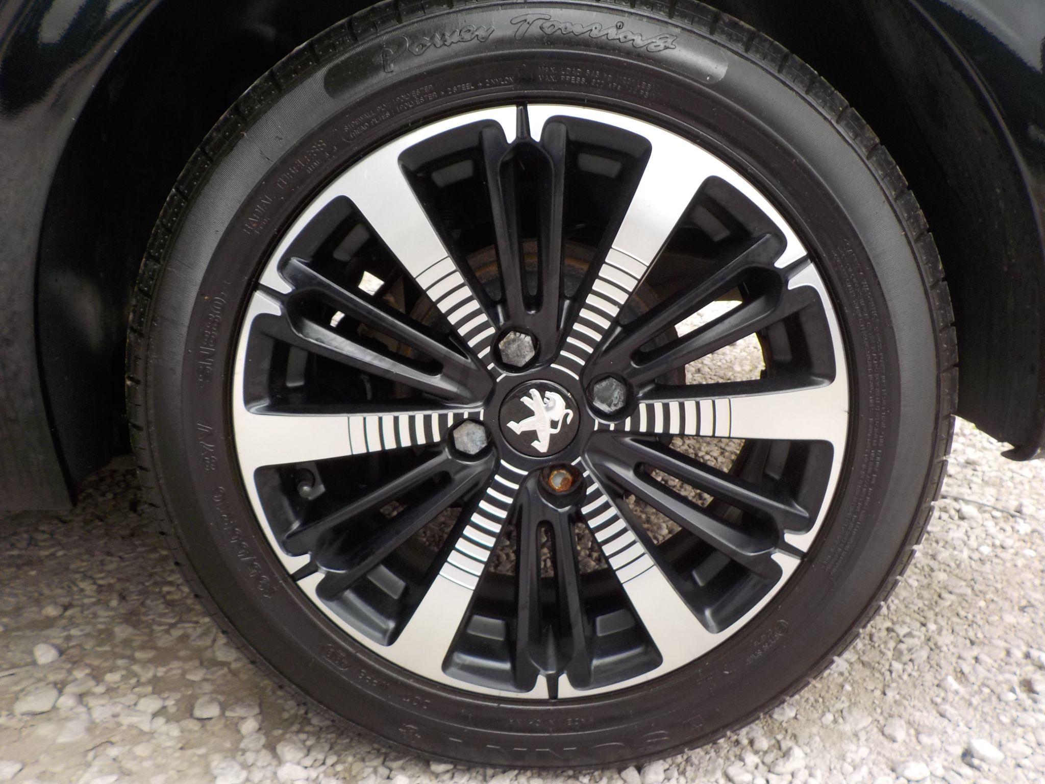 Peugeot 208 1.2 PureTech Tech Edition Euro 6 (s/s) 5dr