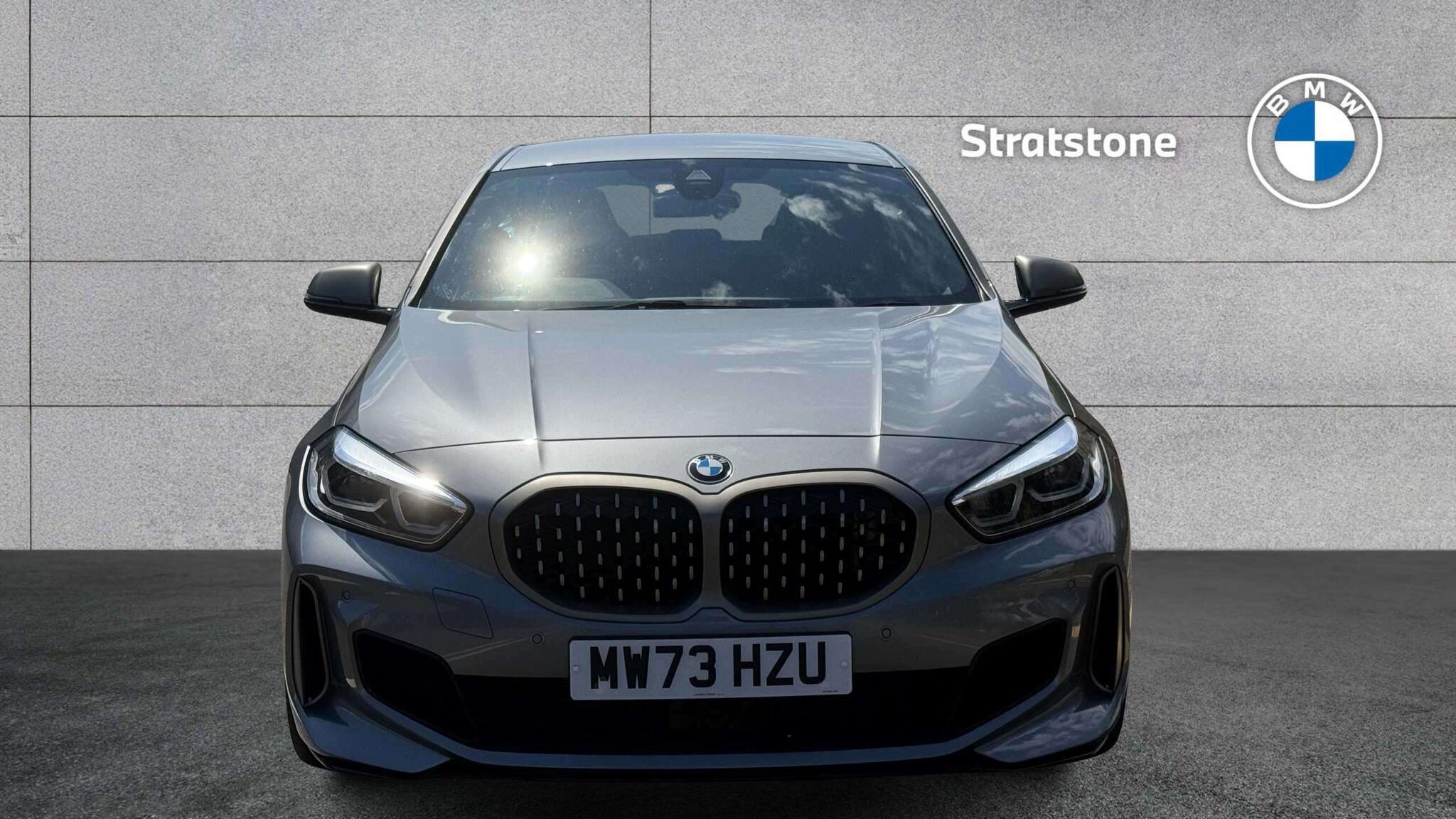BMW 1 Series view 21