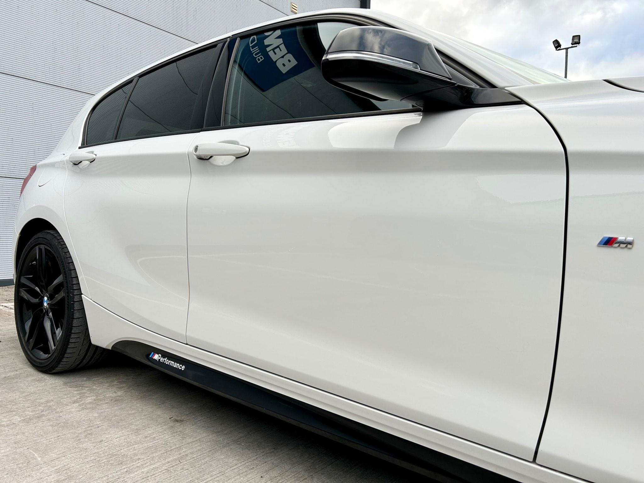 BMW 1 Series view 8