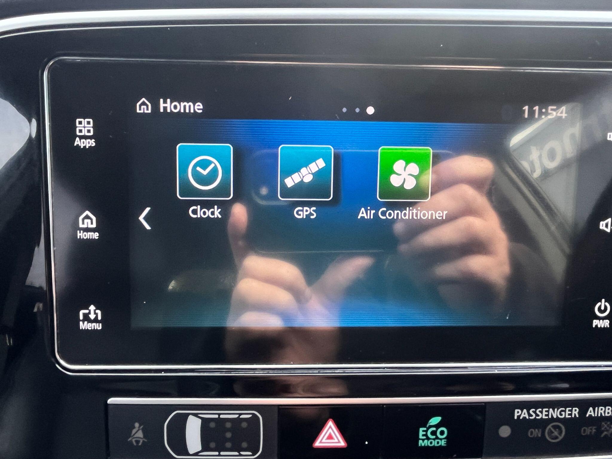 Mitsubishi Outlander view 27
