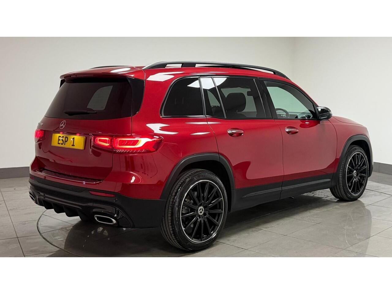 Mercedes-Benz GLB view 8