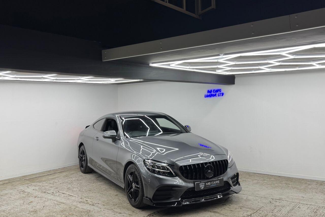 Mercedes-Benz C-Class view 5