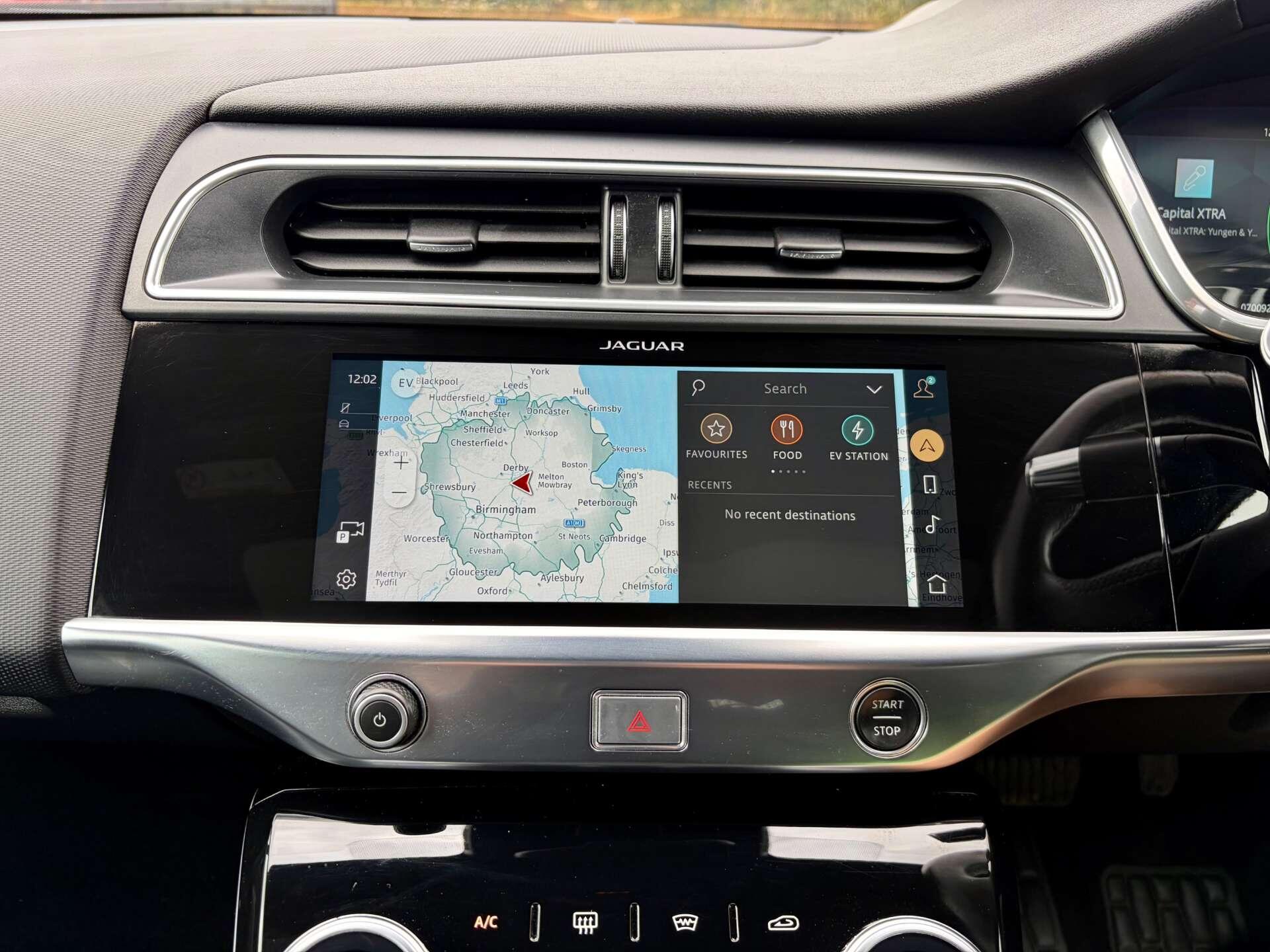 Jaguar I-Pace view 50