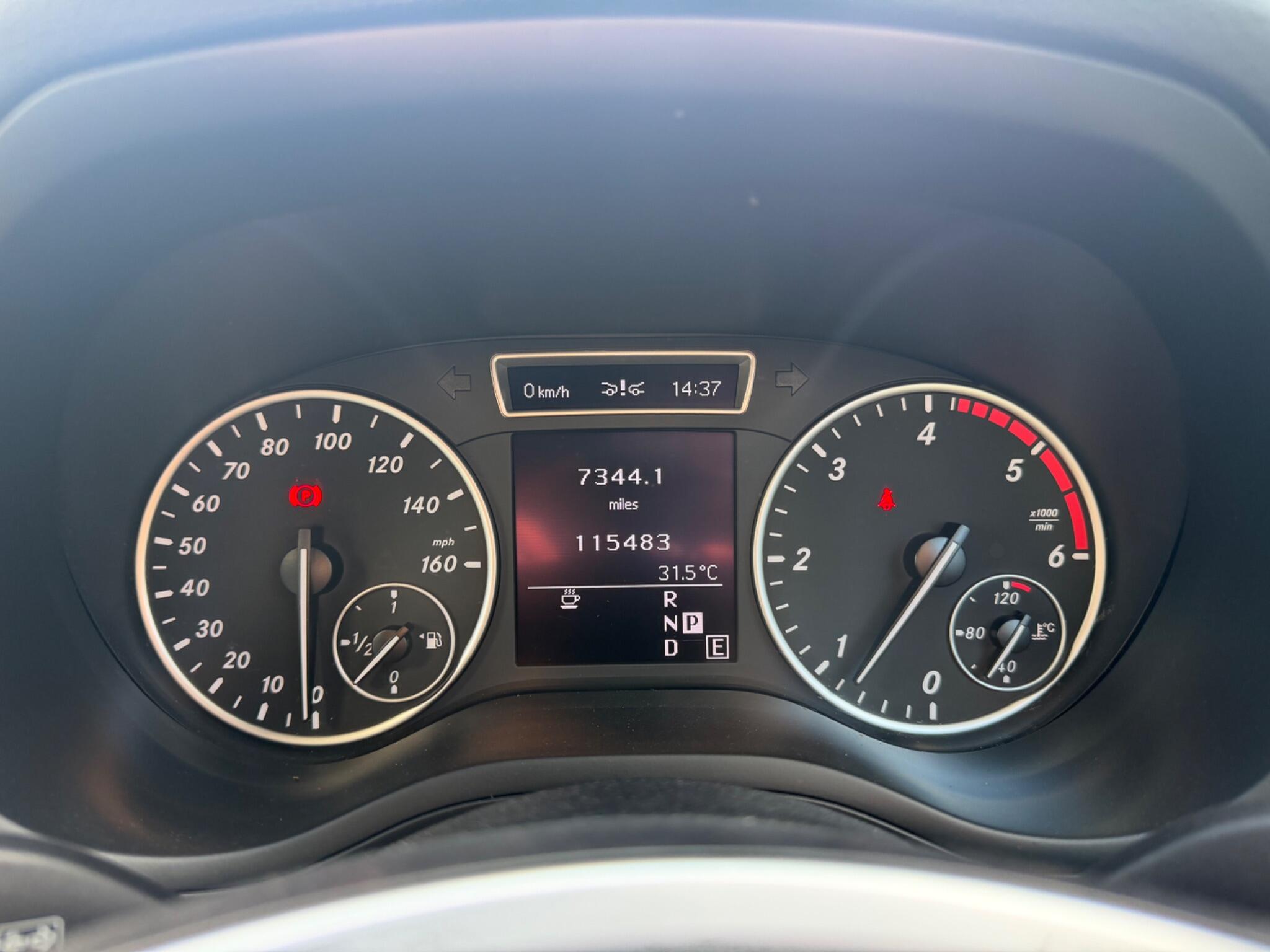 Mercedes-Benz B-Class view 30