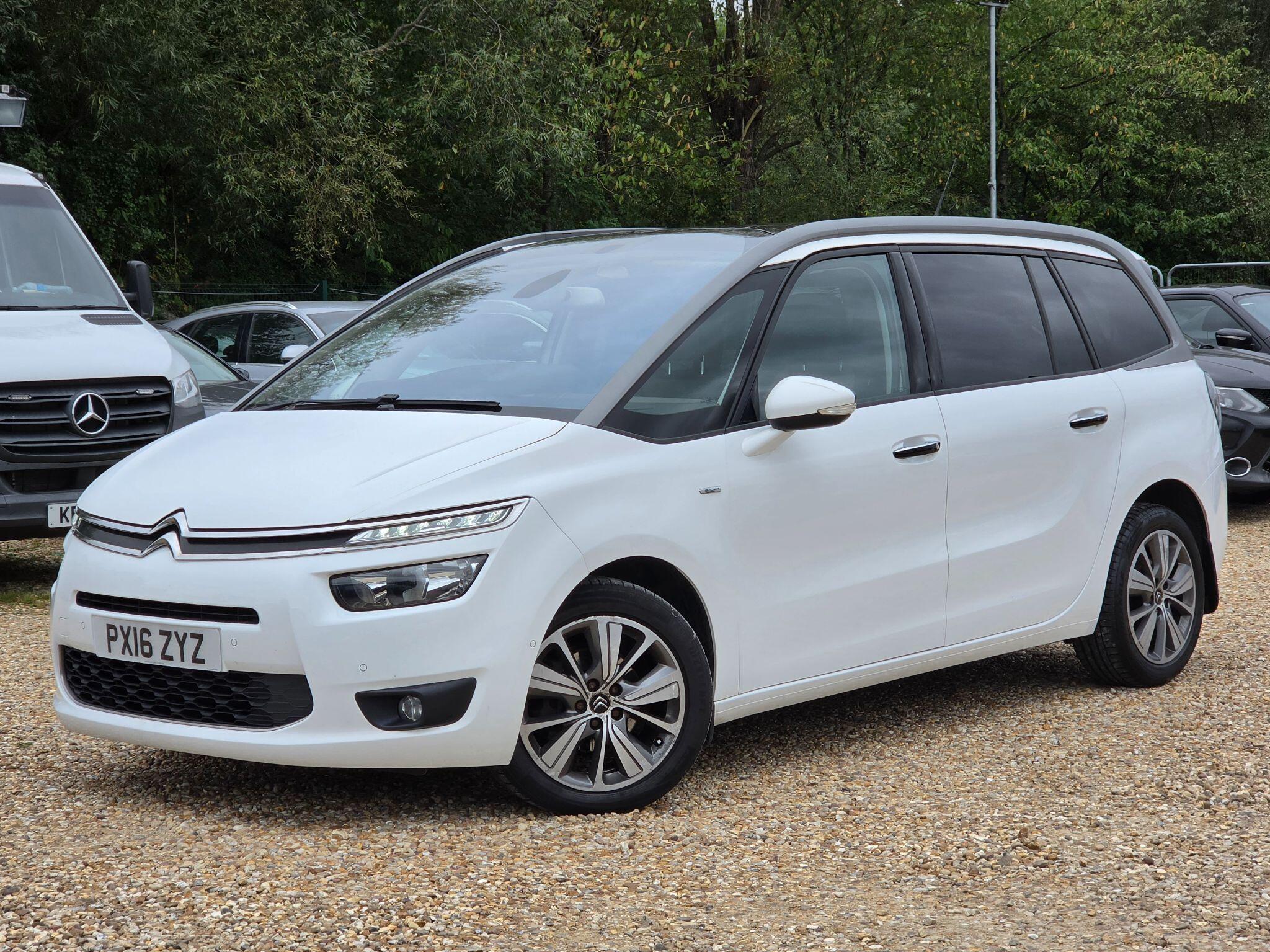 Citroen Grand C4 Picasso view 2
