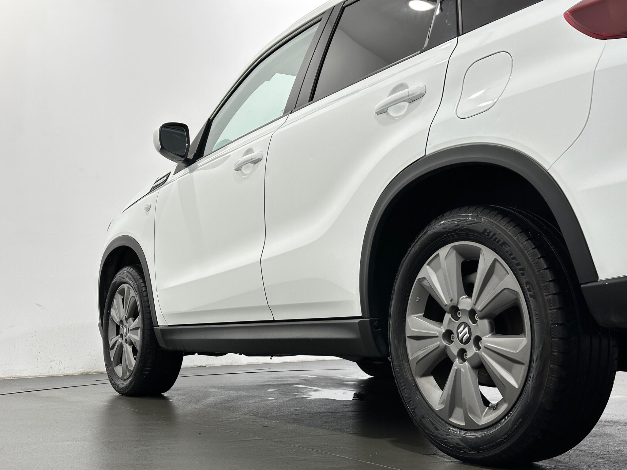 Suzuki Vitara view 47