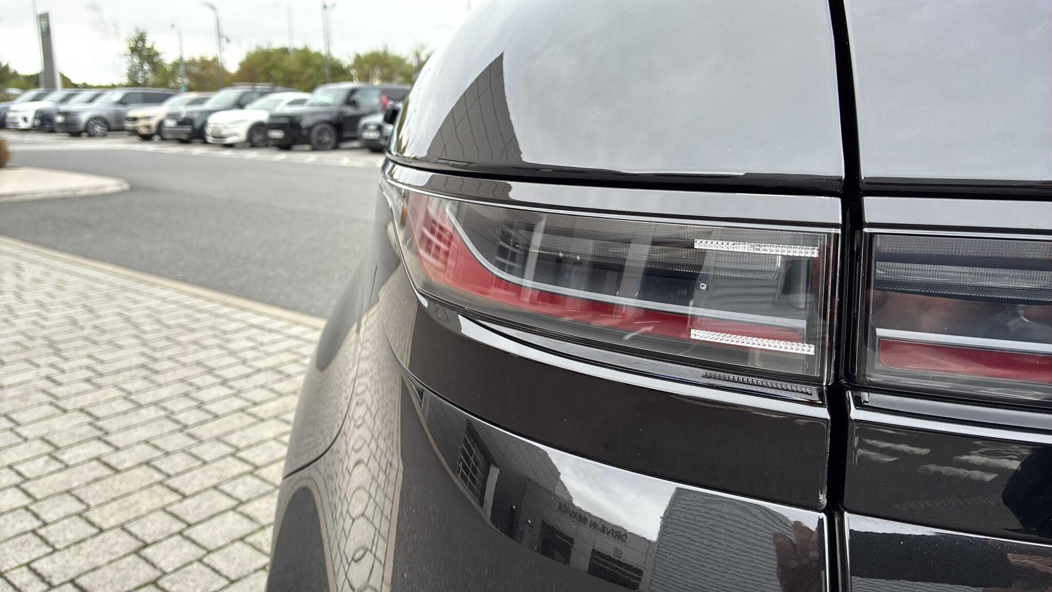 Land Rover Range Rover Evoque view 19