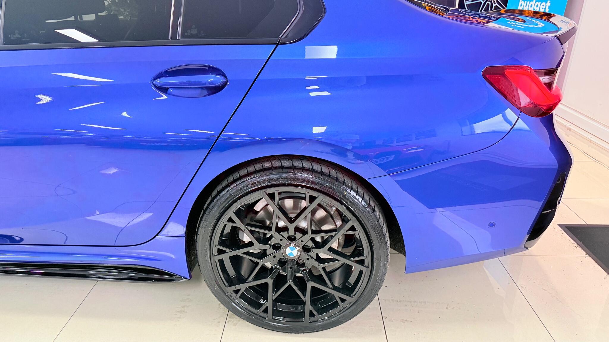 BMW 3 Series view 40