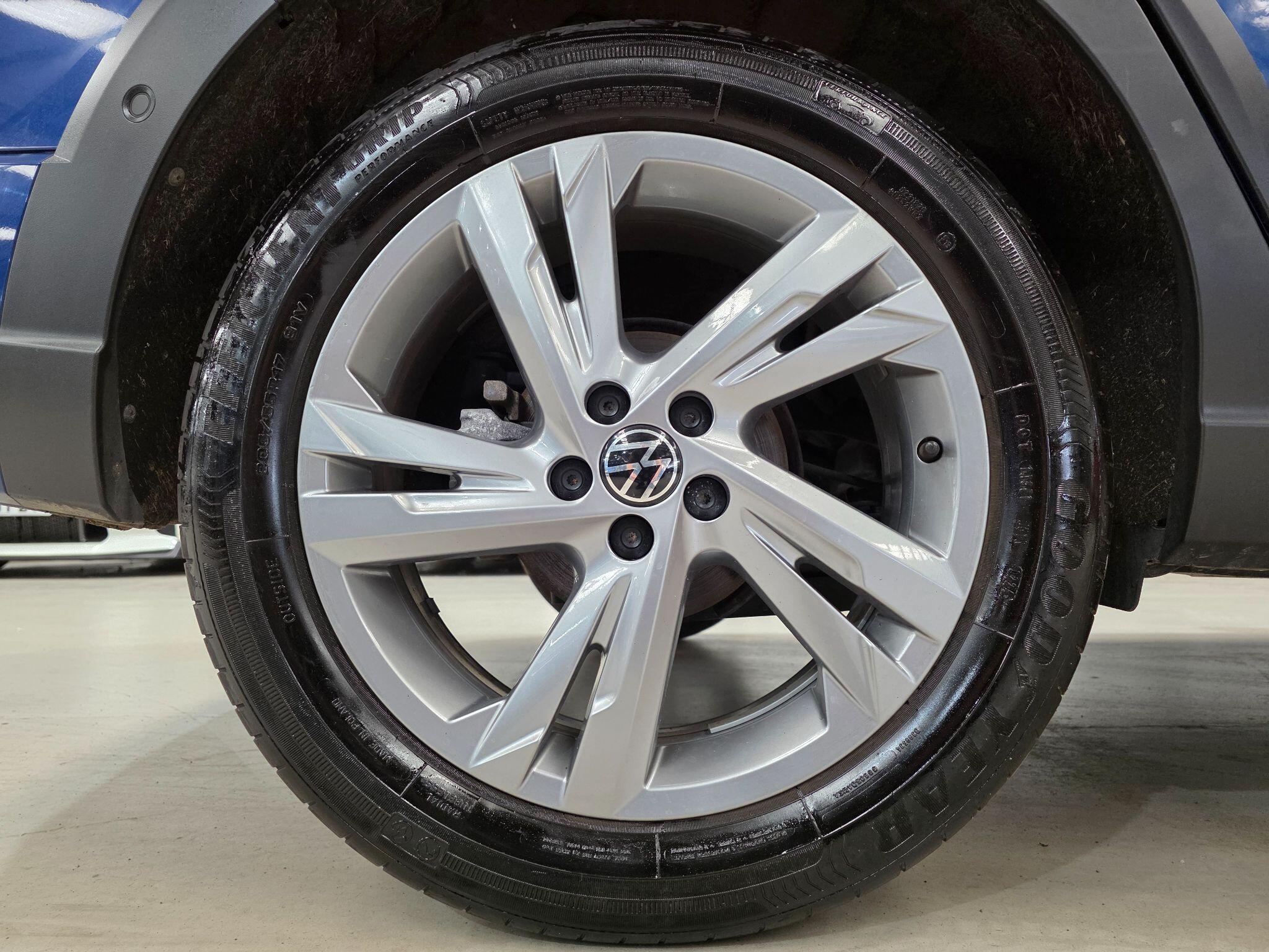 Volkswagen Taigo view 29