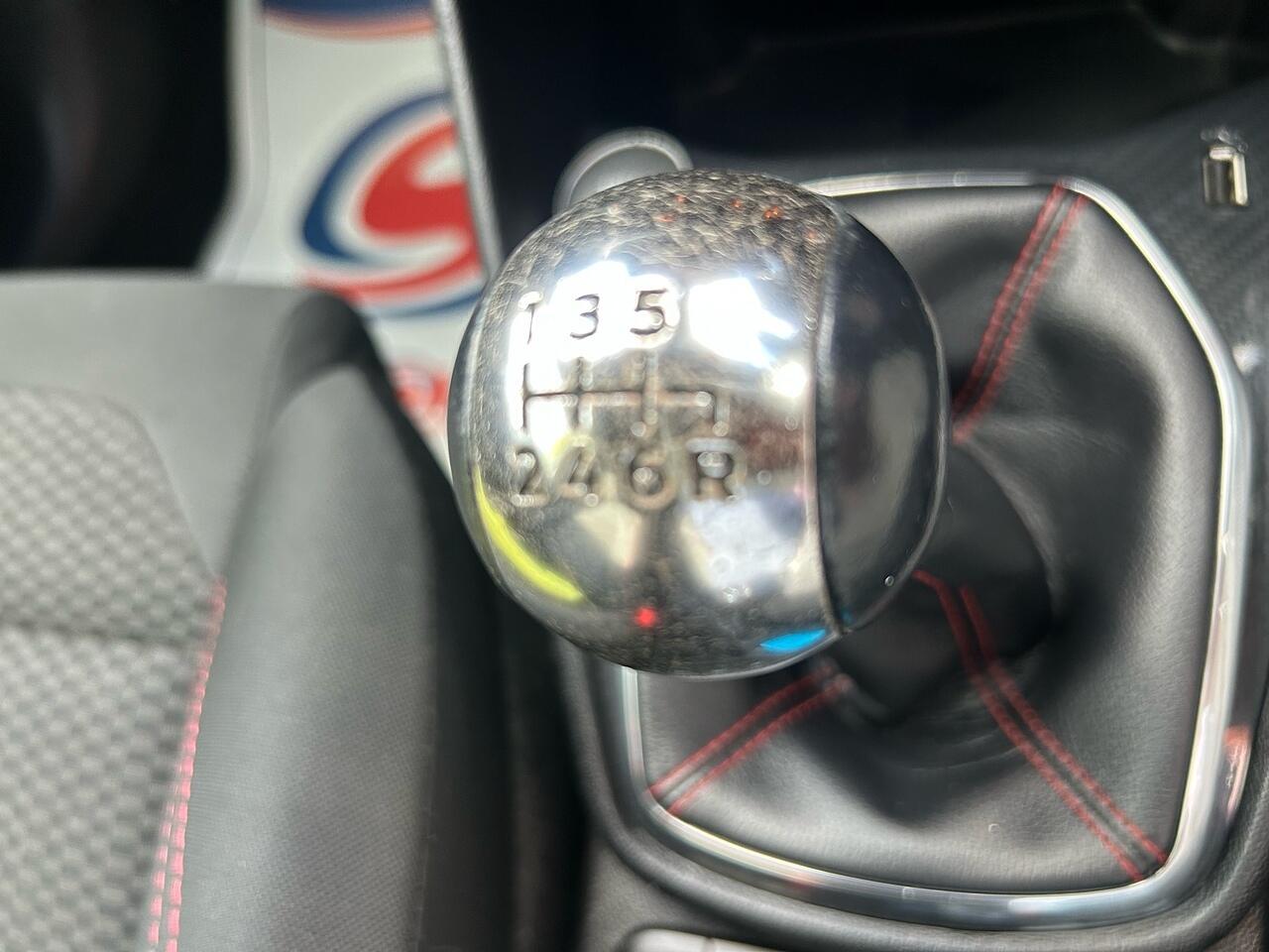Ford Fiesta view 26