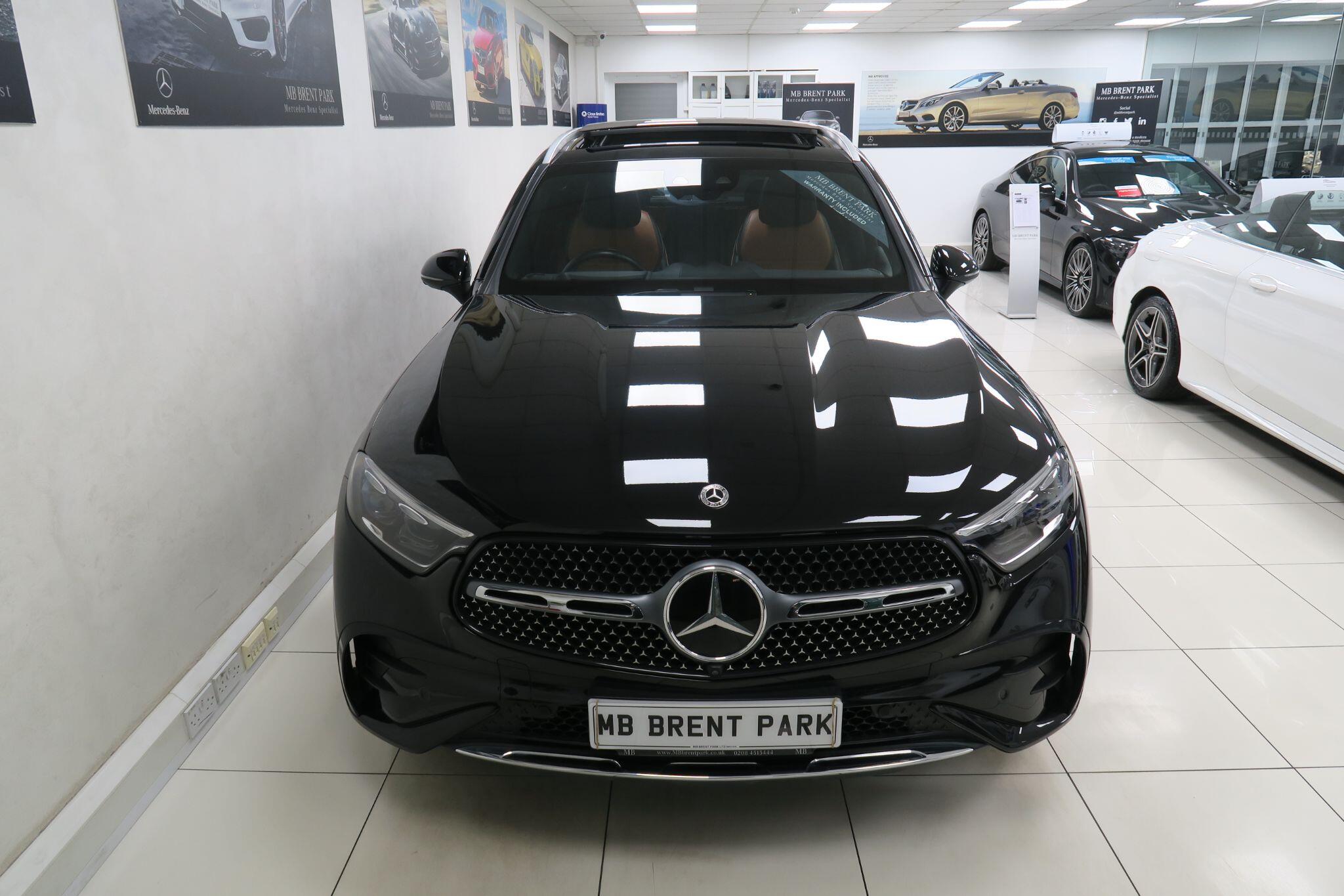 Mercedes-Benz GLC view 2