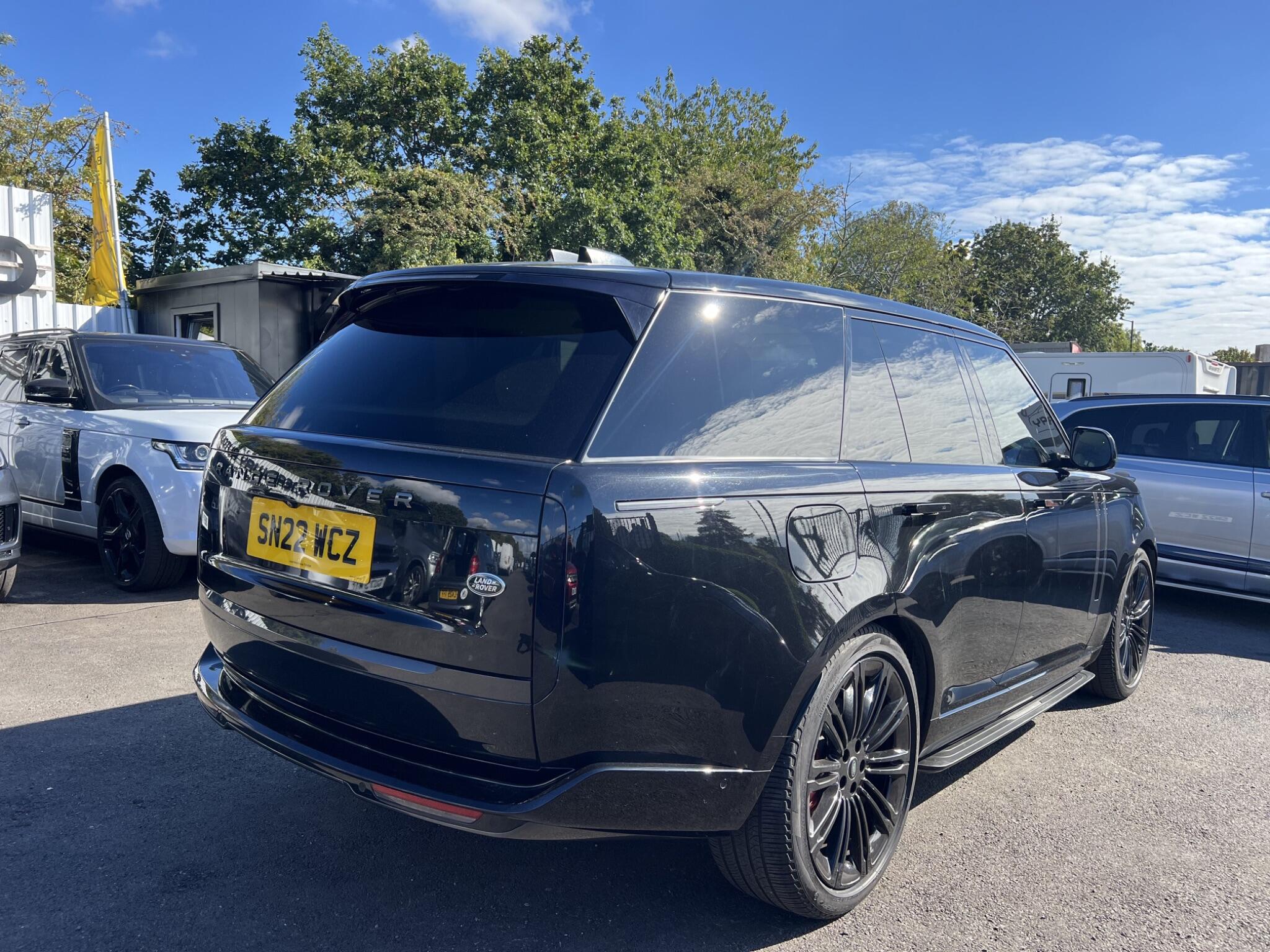 Land Rover Range Rover view 36