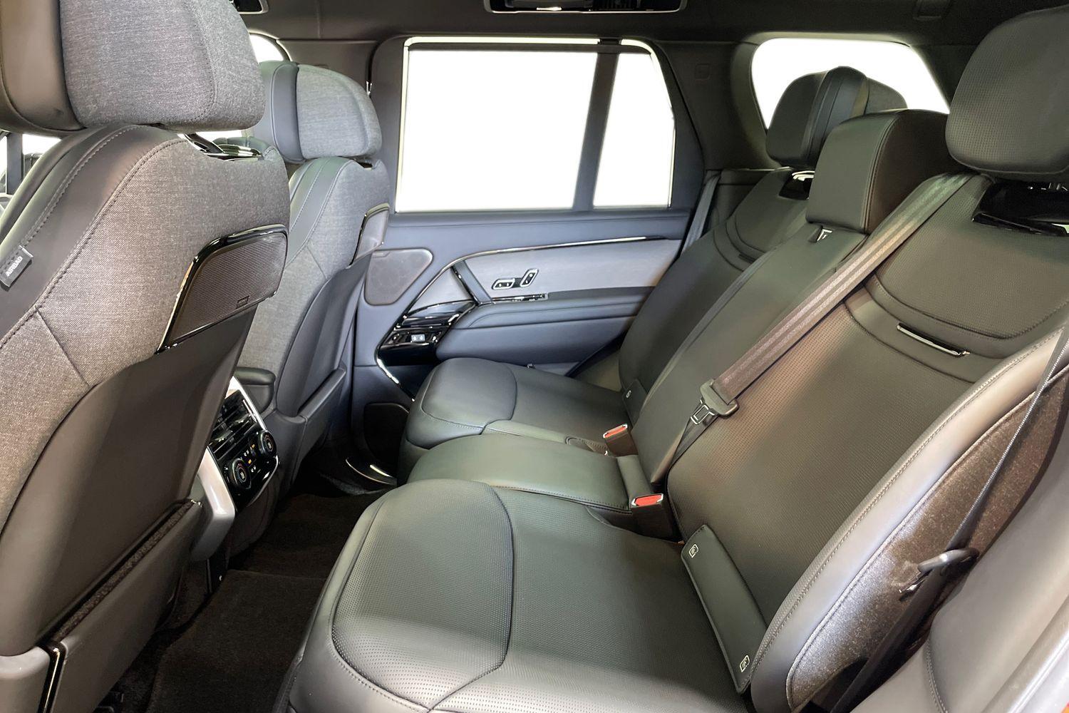 Land Rover Range Rover view 4