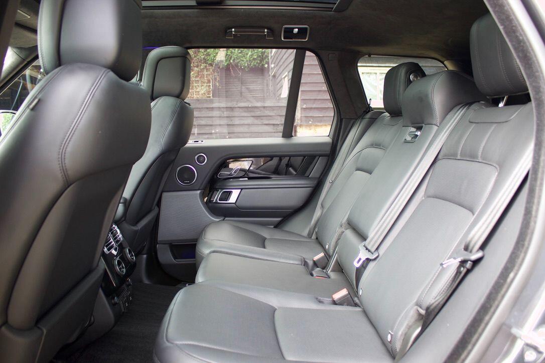 Land Rover Range Rover view 14