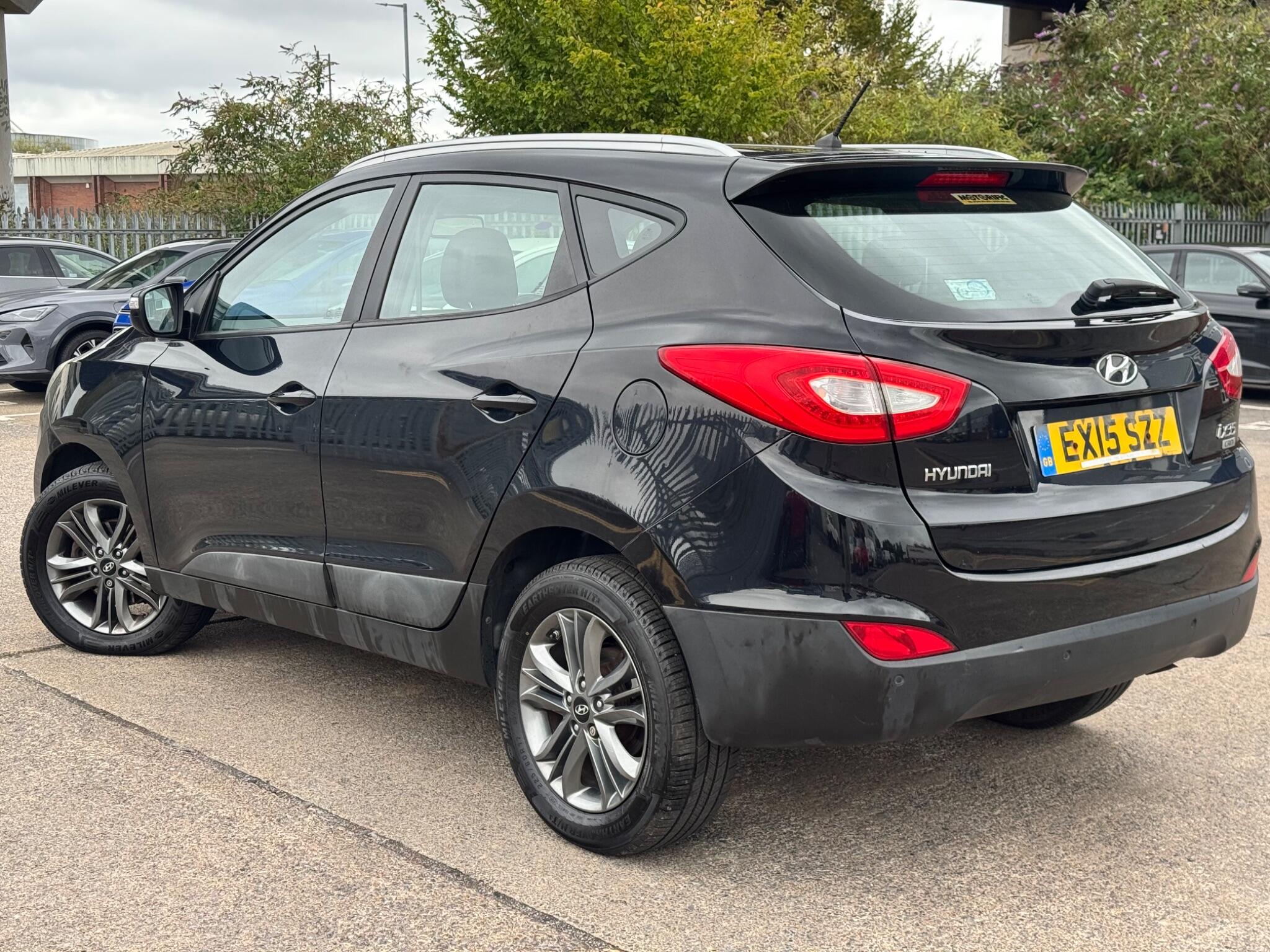 Hyundai ix35 view 12