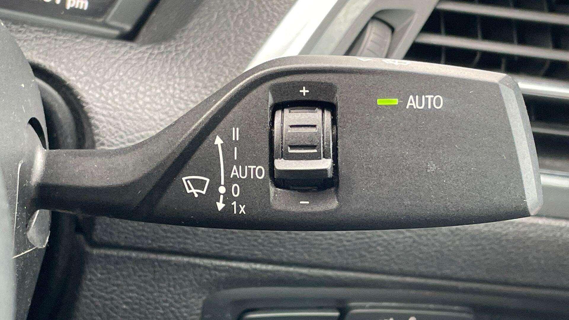 BMW 2 Series view 29