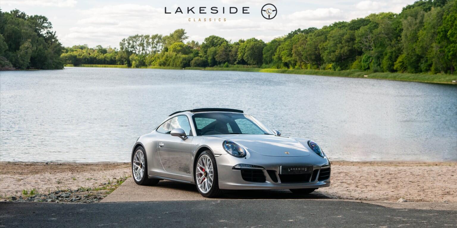 Porsche 911 main image